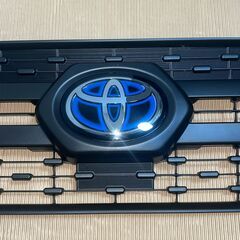 TOYOTA トヨタ MXAA54 RAV4 50系 純正 フロントグリル ラジエーターグリル エンブレム付き カメラ穴 センサー穴有り 53111-42220 53141-33130/33140 90975-C2024/C2025 90975-T2026/T2027 53141-0R120の画像