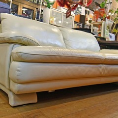●近郊格安配送(^^♪●IDC　大塚家具　30万！　本皮　3人掛けソファ　中古品●相模原　横浜　神奈川●本皮　レザーソファ●の画像