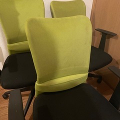 全自動麻雀卓＋椅子の画像