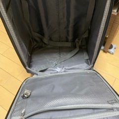 キャリーバッグ　黒の画像