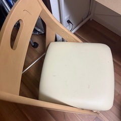 勉強机　工作机　テーブル　椅子付き　
セット売り　の画像