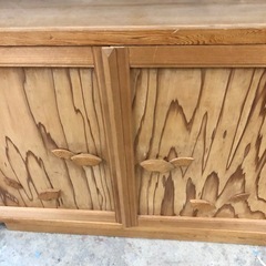 屋久杉 無垢材の飾り棚 茶箪笥　雰囲気バツグン❗️92cm×41cm×高さ66cmの画像