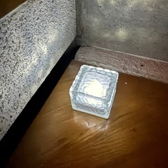 LEDソーラーライト ピッコロ5(四角柱形 ホワイト) 6個の画像