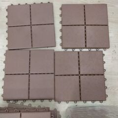 定価10万円以上(まとめて)　ガーデニング　レンガ　ジョイントマット　玄関　ベランダ　フローリングの画像