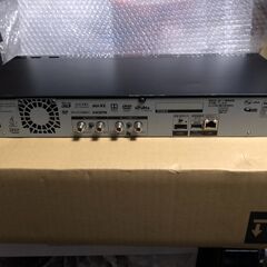 パナソニック全録6CH（地デジ/BS/CS）ｘ24時間ｘ16日間　大容量2TBのHDDレコーダー機能＋7チューナー＋ブルーレイレコーダー機能搭載　DMR-BRX2020　動作確認済み・外付けHDD対応・4Kアップコンバート対応・外からどこでもスマホで視聴にも対応の画像