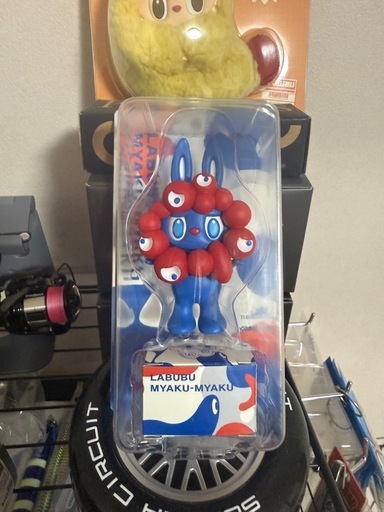 ラブブミャクミャク