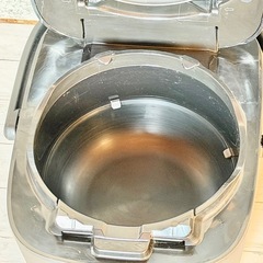 2021年製 象印「炎舞炊き」圧力IH炊飯器 高性能モデル NW-PH10E8の画像