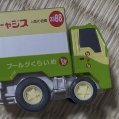 スジャータのトラックのチョロQの画像