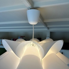 【良品】IKEA KNAPPA LED電球付きの画像