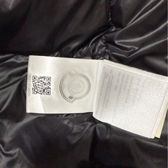 MONCLER 
ベストダウンの画像