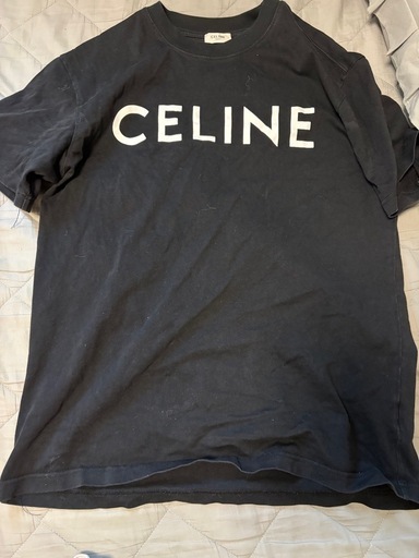 CELINE 
ロゴTシャツ