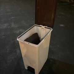 45ℓダストボックス、ゴミ箱の画像