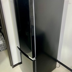 【東芝】TOSHIBA 冷蔵庫 ブラックの画像