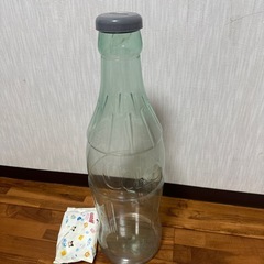 コカコーラ貯金箱の画像