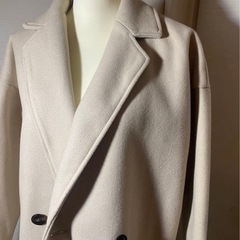 【✨定価1万超え✨】YEVS ロングコート ベージュの画像