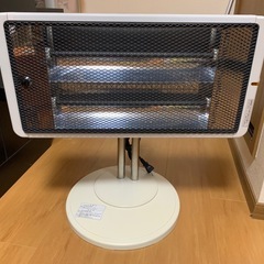 SANYO サンヨー　 遠赤外線ストーブ　遠赤外線ヒーター  1200w の画像