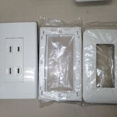 コンセントカバー　セットの画像