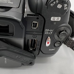 Canon ビデオカメラ iVIS HV30の画像