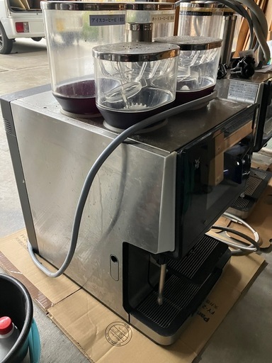 コーヒーマシン　WMF8000S