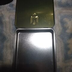 ピース空き缶の画像