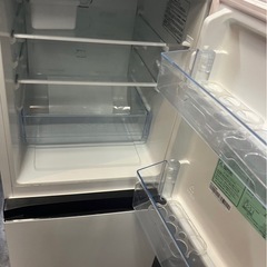 【中古】2ドア冷蔵庫　135リットル　2022年製【1120IK】の画像