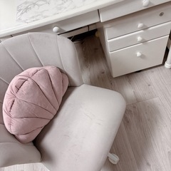 デスク　勉強机　ホワイト　インテリア　チェア　椅子付きの画像