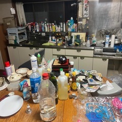 生活雑貨　屋外用品　食器　洗剤等の画像