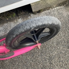 【お取引中】ストライダー　ピンクの画像