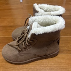 新品未使用　ブーツ　23センチの画像