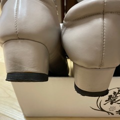 靴　女性用　の画像