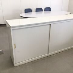 オフィス家具 書棚スチール製の画像