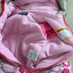 旭川市！引き取り限定！moujonjon 女の子　90サイズ　可愛い♡状態良好！つなぎ　冬用　雪遊び　ジャンプスーツの画像