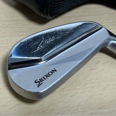 スリクソンZU65 4番ユーティリティ ゴルフクラブ ヘッドカバー付きの画像