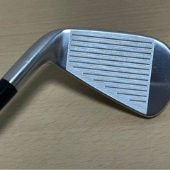 スリクソンZU65 4番ユーティリティ ゴルフクラブ ヘッドカバー付きの画像