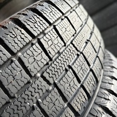 155/65R13 トーヨータイヤ　スタッドレスの画像