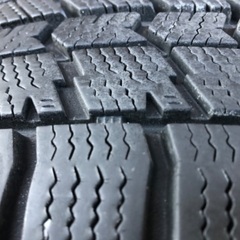 中古　軽カー　スタッドレスタイヤ　4本セットの画像