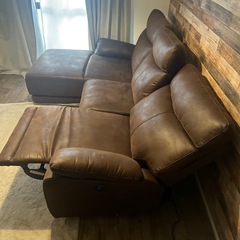 三人掛けソファー（電動リクライニング付）の画像