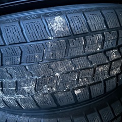 ハイエース スタッドレス バリ山の画像