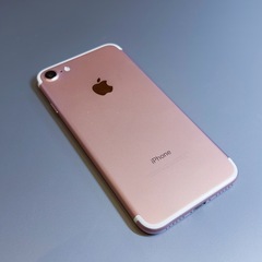 【超美品】iPhone7 32GB ローズゴールド 純正付属品/保護ケース/ガラス付 SIMフリーの画像
