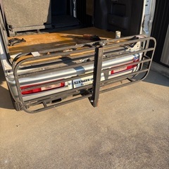 ヒッチキャリアの画像