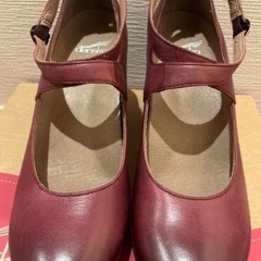 ダンスコ　靴の画像