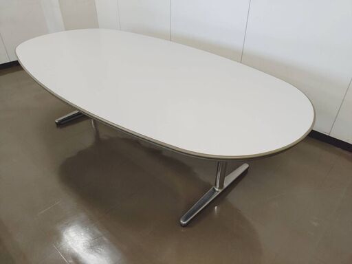 オフィス家具　楕円型会議テーブル・ミーティングテーブル（６人掛け）
