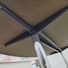 オフィス家具　楕円型会議テーブル・ミーティングテーブル（６人掛け）の画像