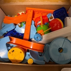 知育玩具の画像