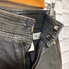 LUNA MATTINO レザーパンツ 羊革の画像