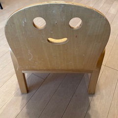 キコリの小イスの画像