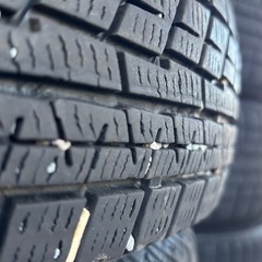 145/80r13のスタッドレスタイヤの画像