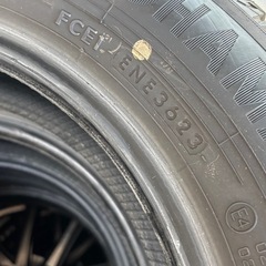 145/80r13のスタッドレスタイヤの画像
