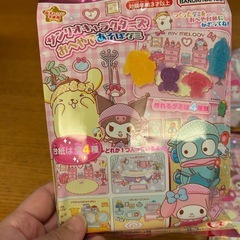 サンリオ　知育菓子の画像