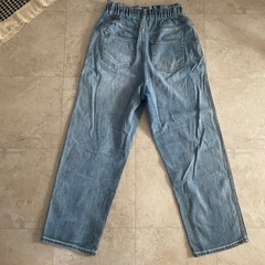 グローバルワーク デニムとニット
の画像